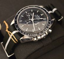 Omega Speedmaster Moonwatch Saphir Kaliber 3861