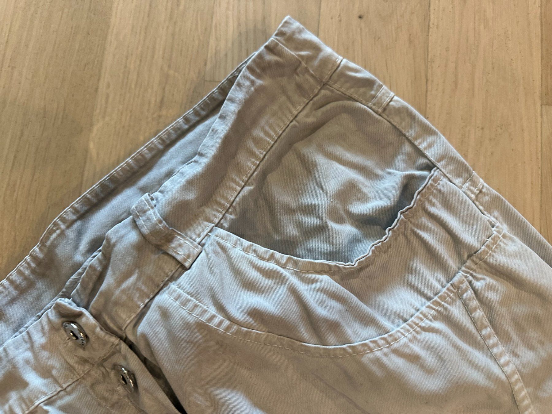Pantaloni: Hose geknöpft - leger - hellgrau - Gr. 40 - Top Zustand – Usato da Dübendorf venduto da san_tt6m 4