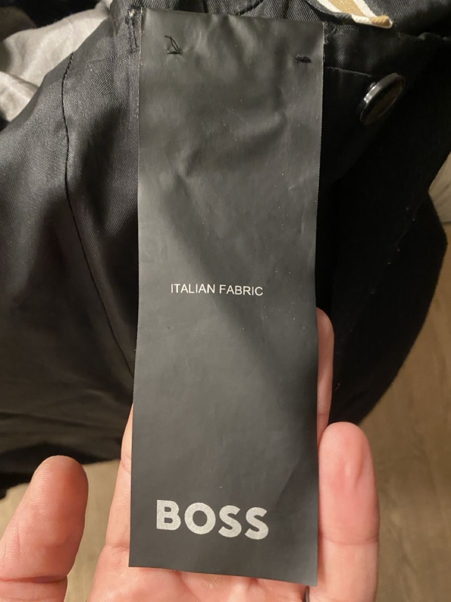 Hugo Boss Manteaux: Boss Wintermantel – D'occasion à zürich par tumor 1