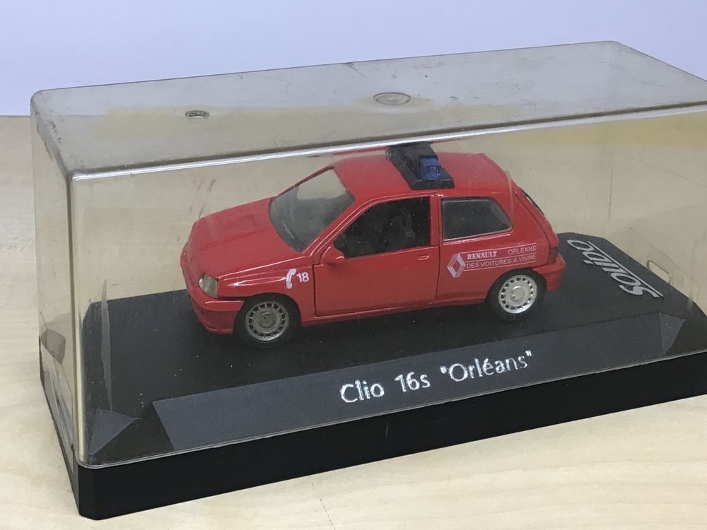 UH Universal Hobbies 1/43 - Renault Clio 16s Argentina Rally 1997 N°16