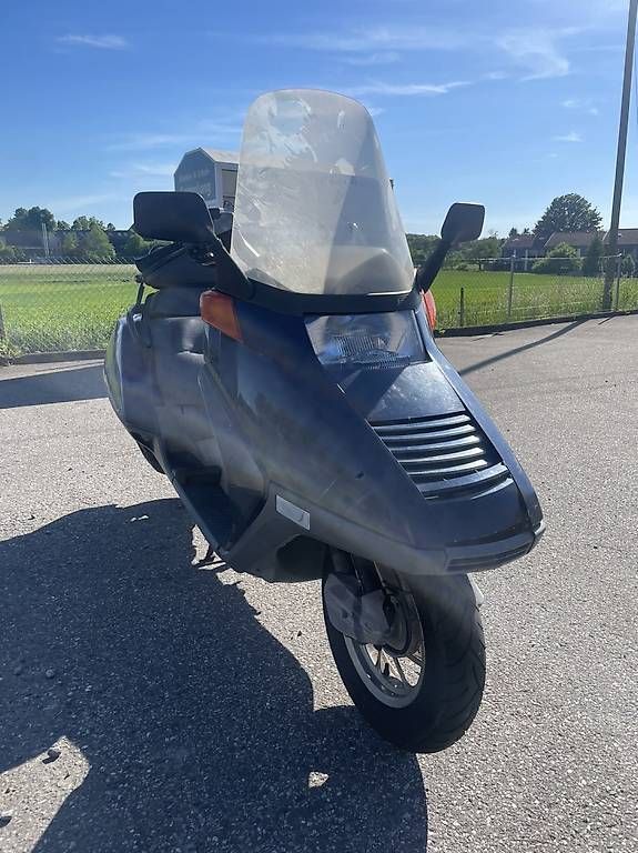 Strasse: Honda CN 250 – Gebraucht aus Utzenstorf von _.itallenny07._