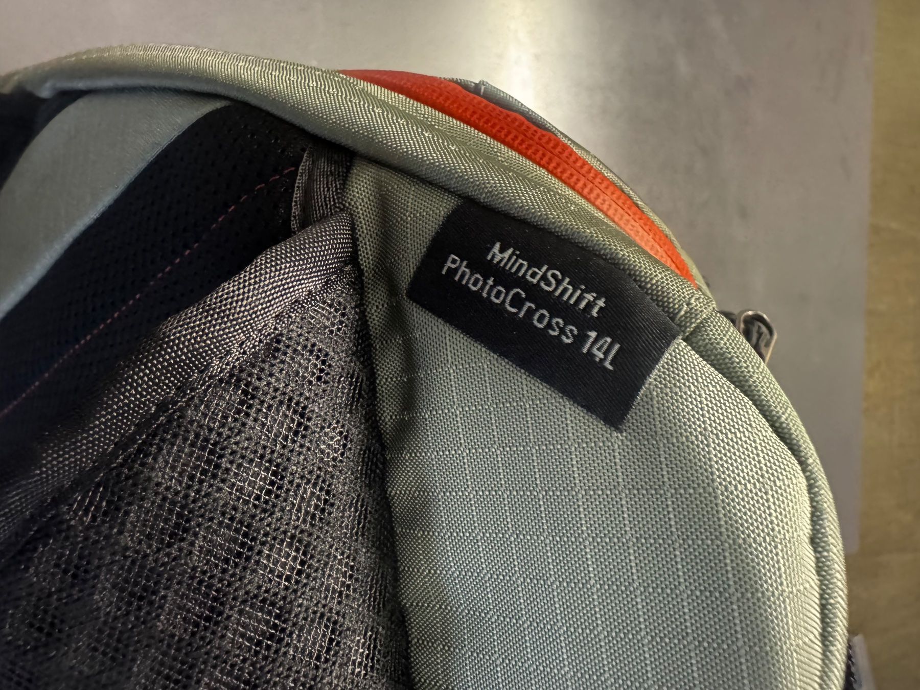 Rucksäcke: MindShift Photocross 14L Bag ThinkTank – Neu (gemäss Beschreibung) aus Wettingen von wtro 5