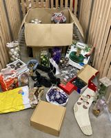 12kg Weihnachtsdekoration mit 60m Lichter und 250 Kugeln