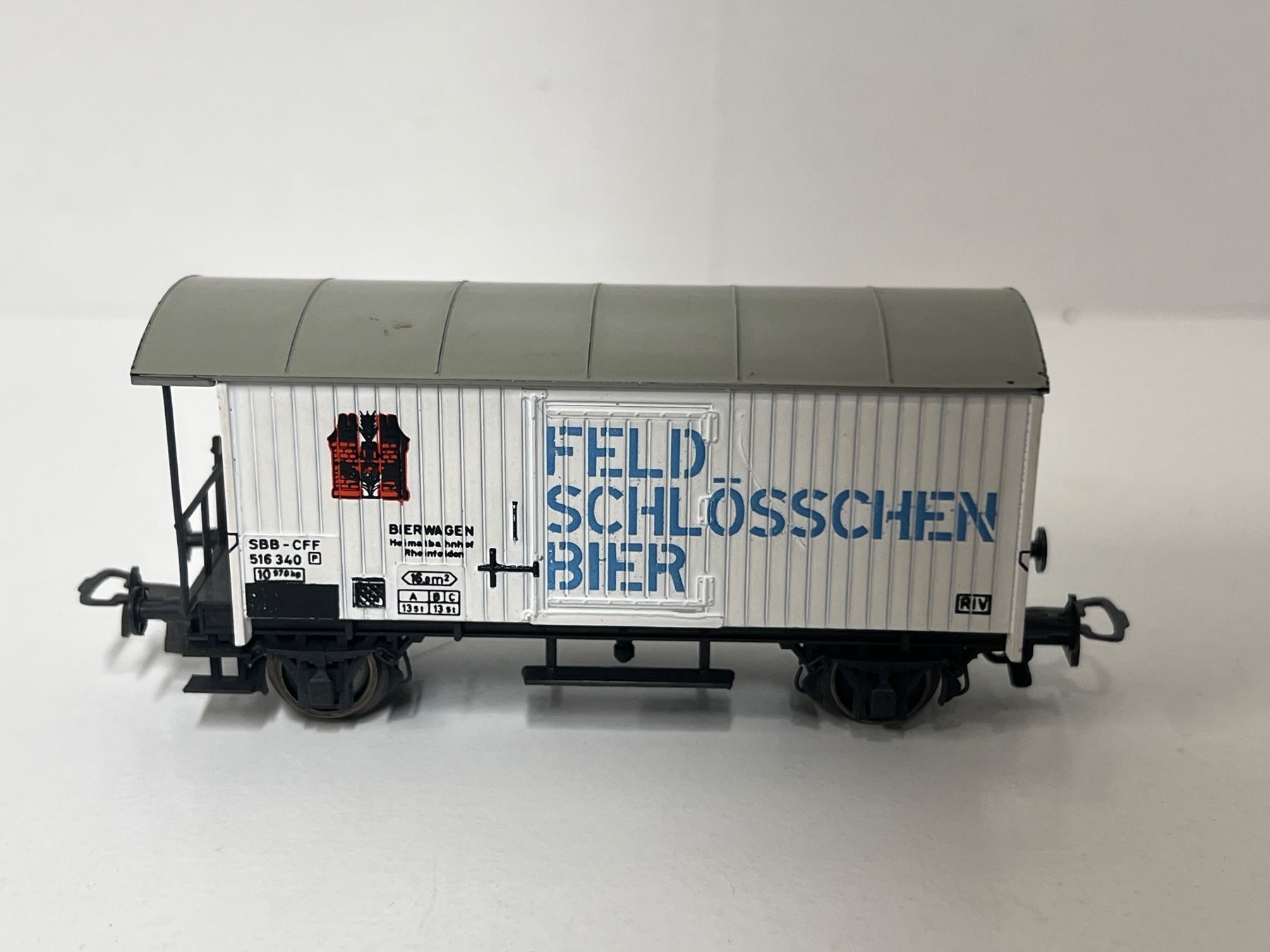 Liliput Trains électriques: Liliput Feldschlösschen Bier   SBB H0 AC – D'occasion à Neuenhof par ludovicco 1