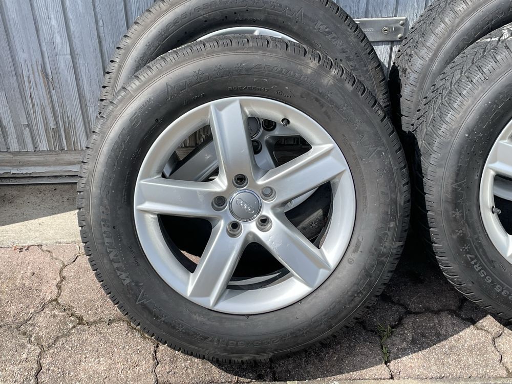 Audi Pneumatici & Ruote complete: Audi Q5 8R Winterräder Dunlop 235/65 R17 4 x 6mm – Usato da Horgen venduto da gogo-30 1