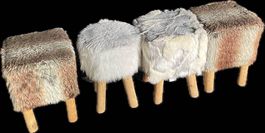 4er Set Fellhocker / Sitzhocker mit Holzbeinen