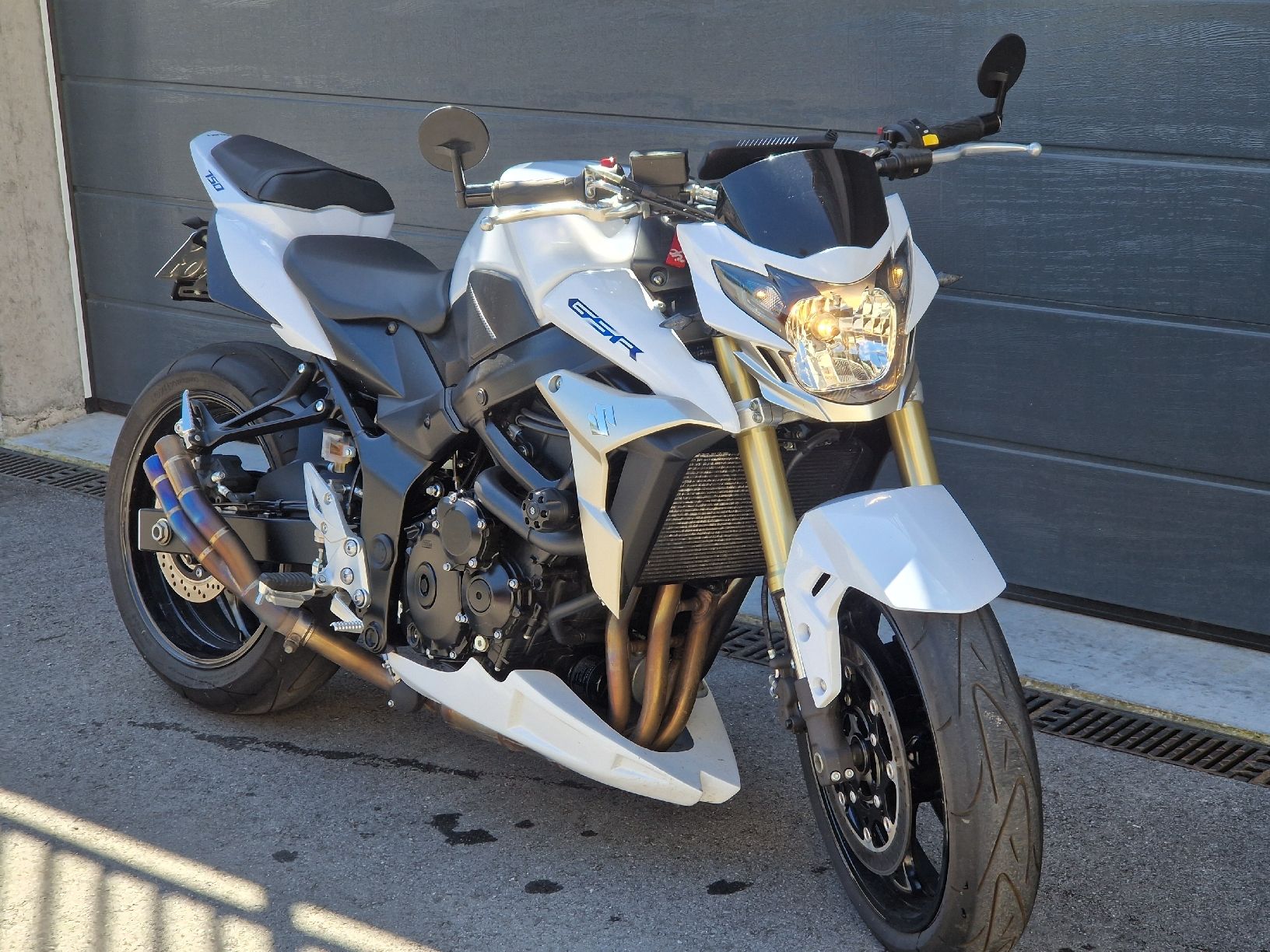 Strada: Suzuki GSR 750 - ABS – Usato da Bad Ragaz venduto da A_B_C_D
