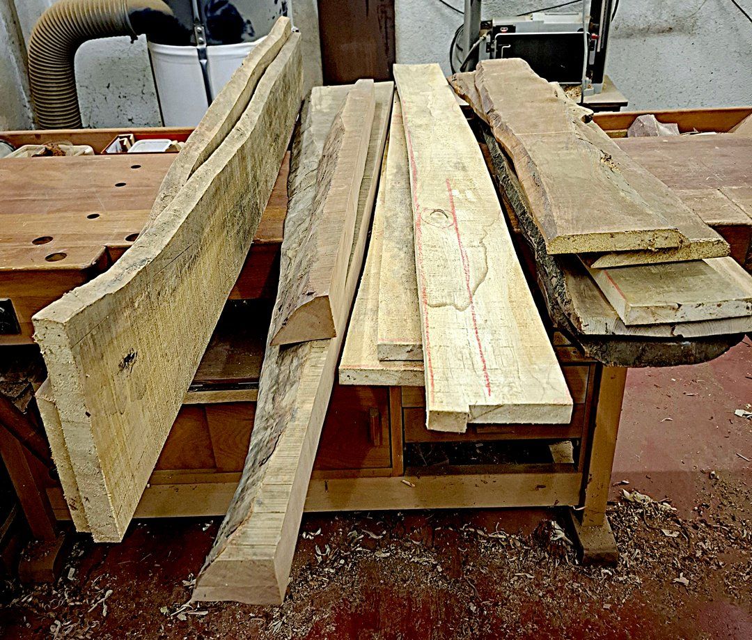 Articoli in legno: Massivholzbretter - Rohholz – Usato da Zürich venduto da AuctionAlan