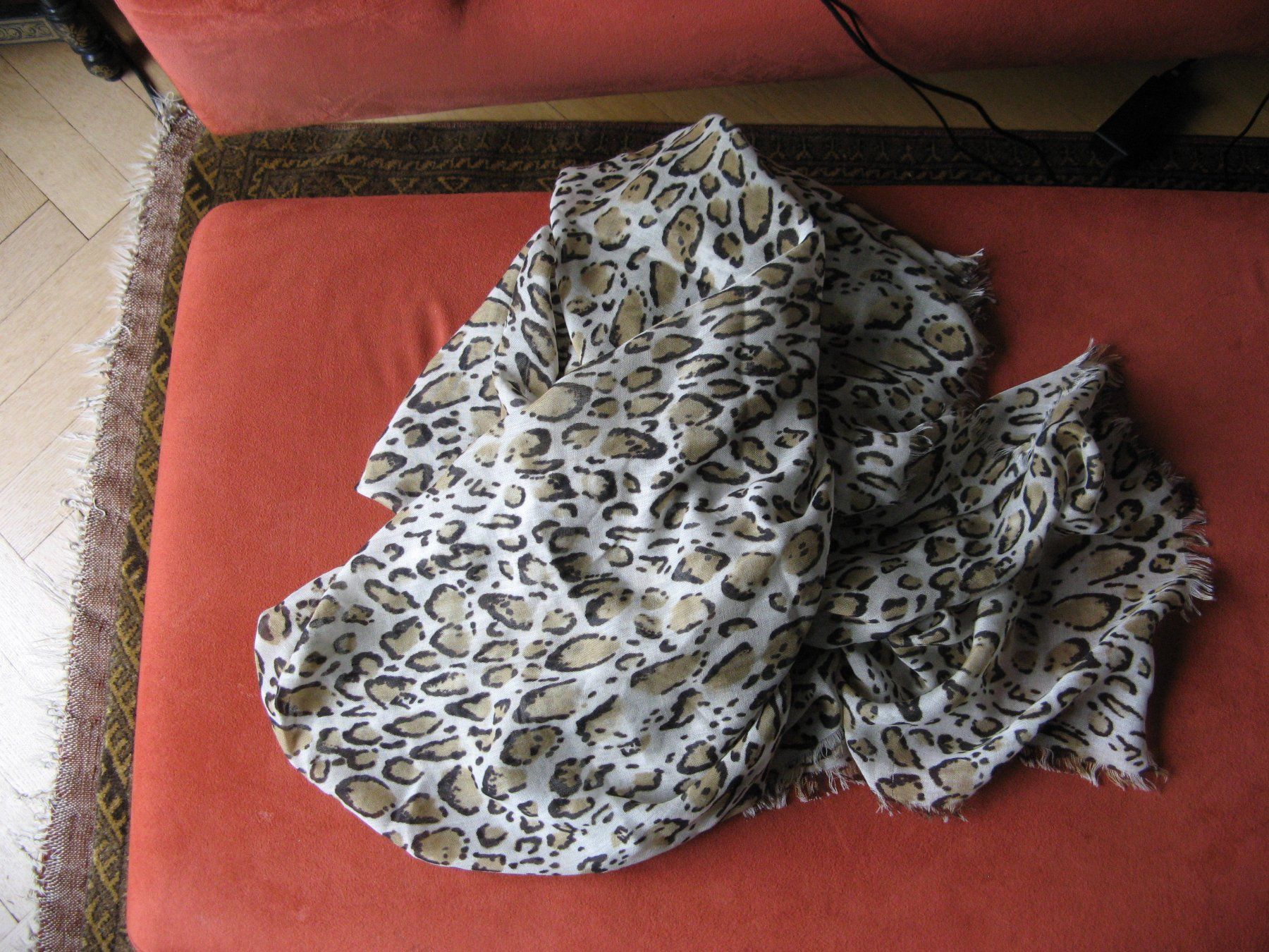 Foulard & Sciarpe: grosses Tuch, Schal Leoprint – Usato da Zürich venduto da apil 1