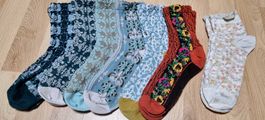 Socken Damen 7 Paar Spezialmuster wie neu 35- max. 39