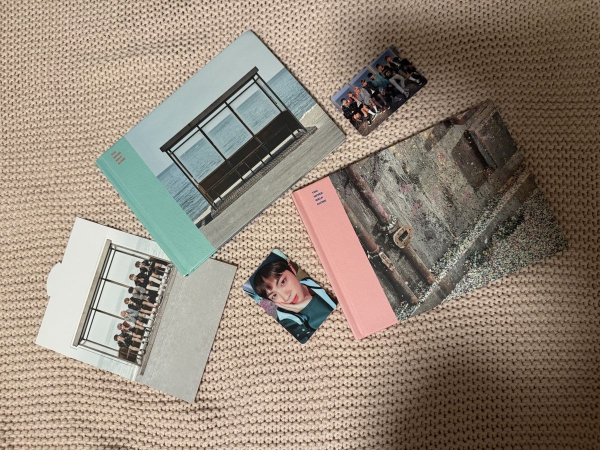 CD: BTS – YOU NEVER WALK ALONE Set Left & Right Version – Usato da Winterthur venduto da ylaura