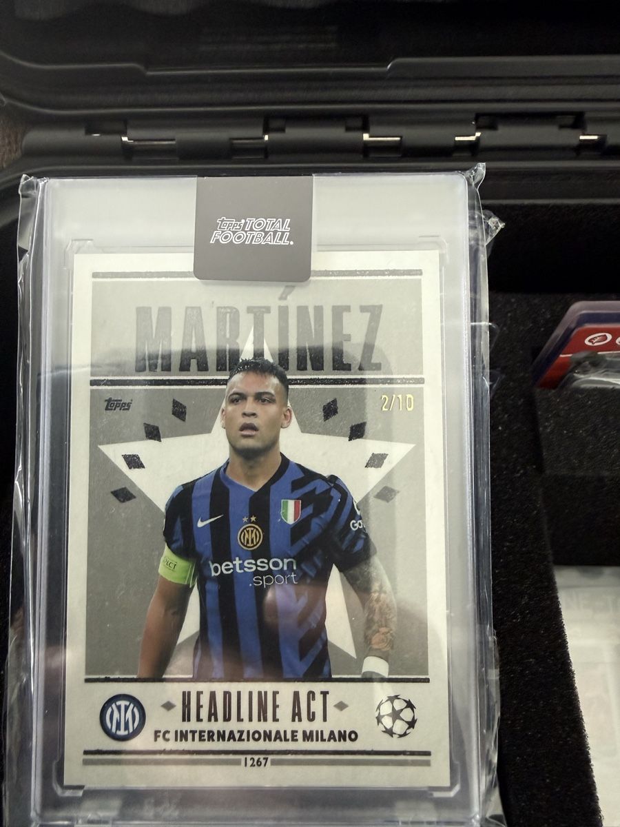 Topps Carte collezionabili: Topps Fussball Sammelkarten – Nuovo (secondo la descrizione) da Heiligenschwendi venduto da Hutch75