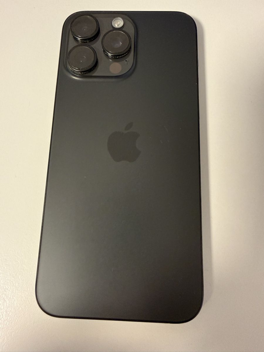 Apple Handys / Smartphones: iPhone 15 Pro Max 256 Go Noir excellente condition – Gebraucht aus Mont-sur-Rolle von Dealer8 1