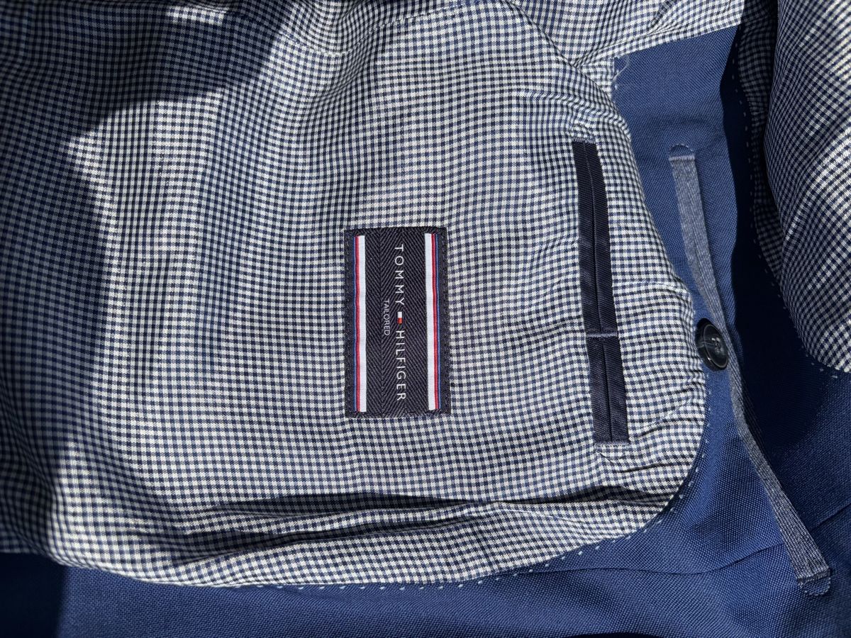 Tommy Hilfiger Anzüge: Ensemble de costume Tommy Hilfiger – Gebraucht aus Pully von ari_78pk 3