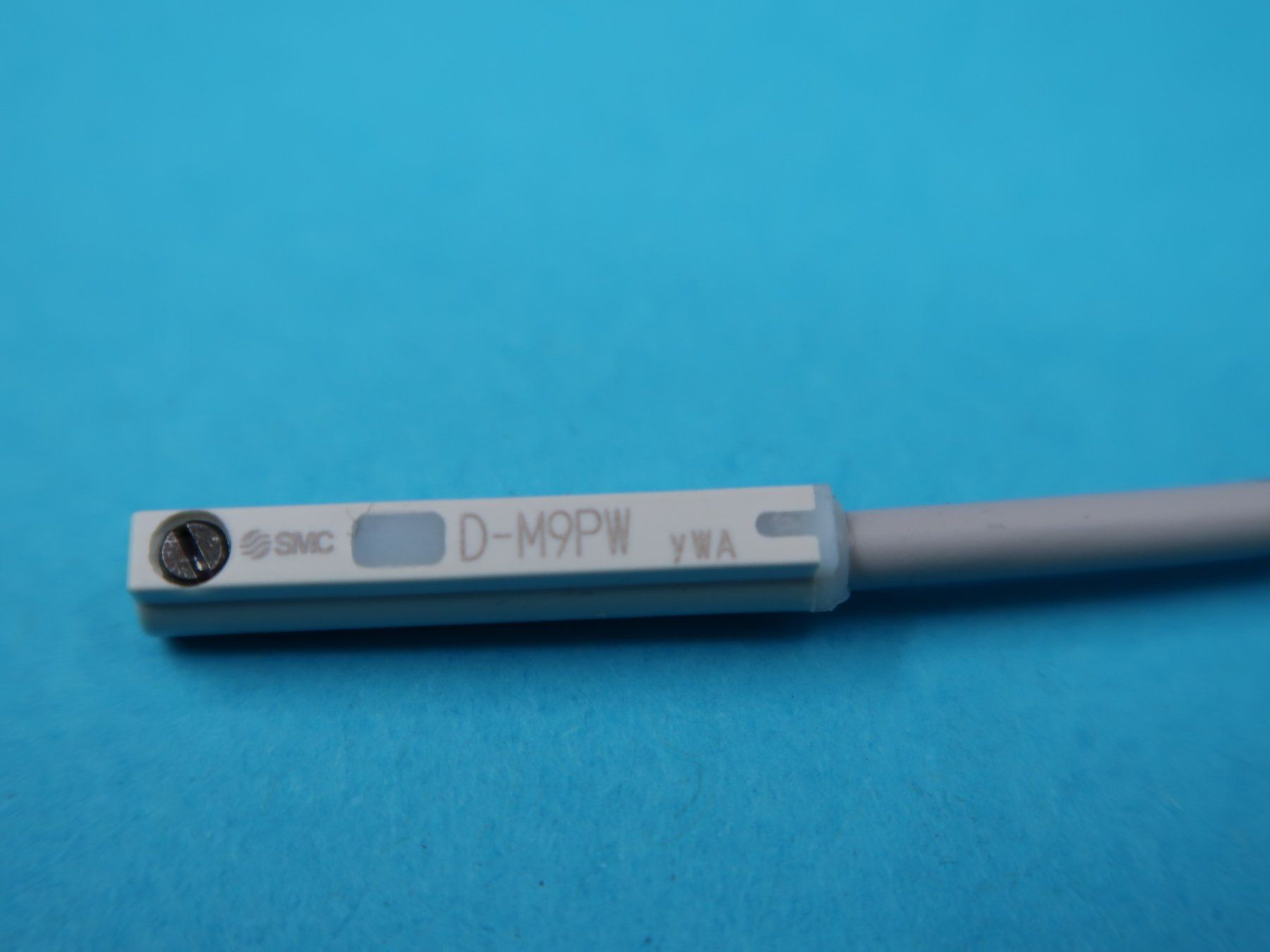 Interruttori: SMC Sensor D-M9PW Hitachi Reed Schalter – Nuovo (secondo la descrizione) da Lömmenschwil venduto da ritalin01 1