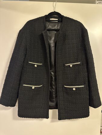 MNG Jacke, Grösse M, Schwarz mit Silber Details