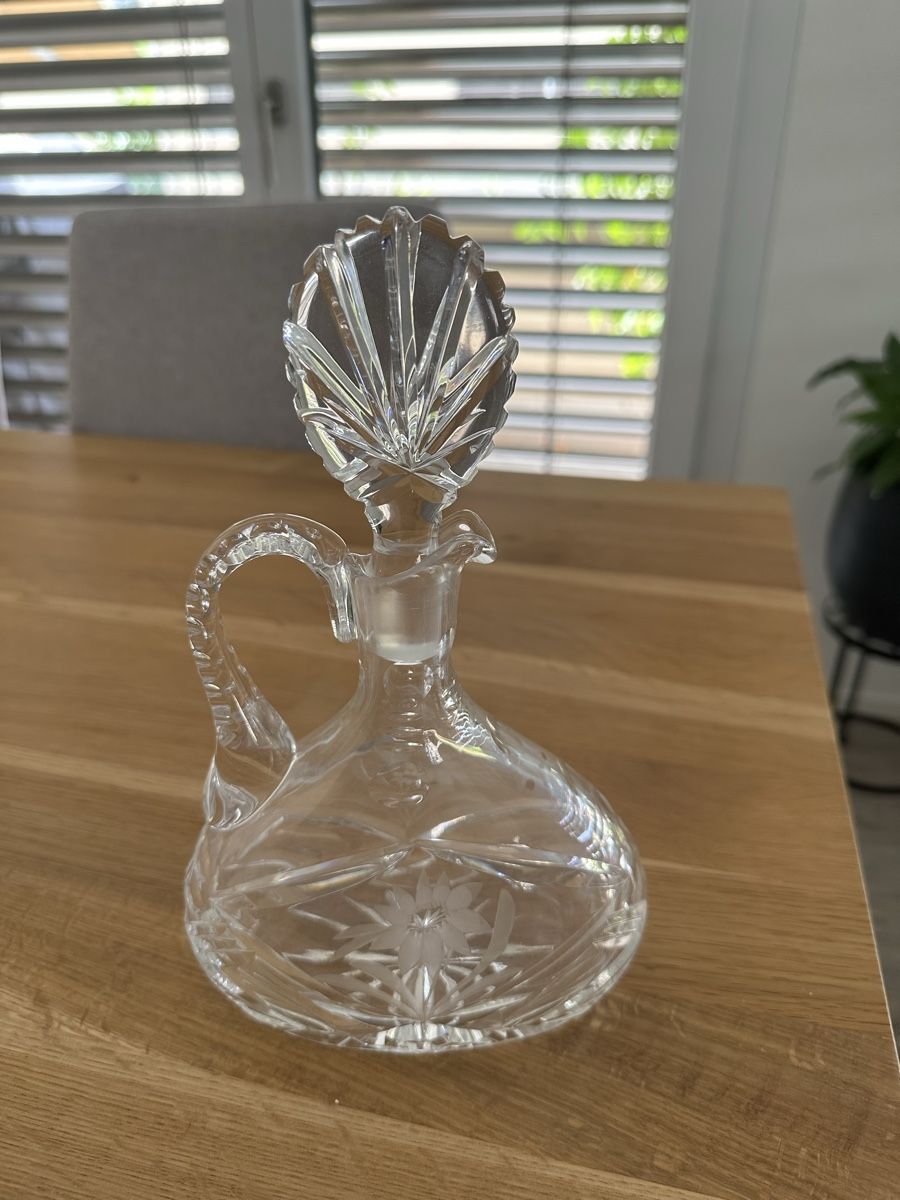 Caraffe: Kristallkaraffe mit Griff – Nuovo (secondo la descrizione) da Reichenburg venduto da Sannyblume