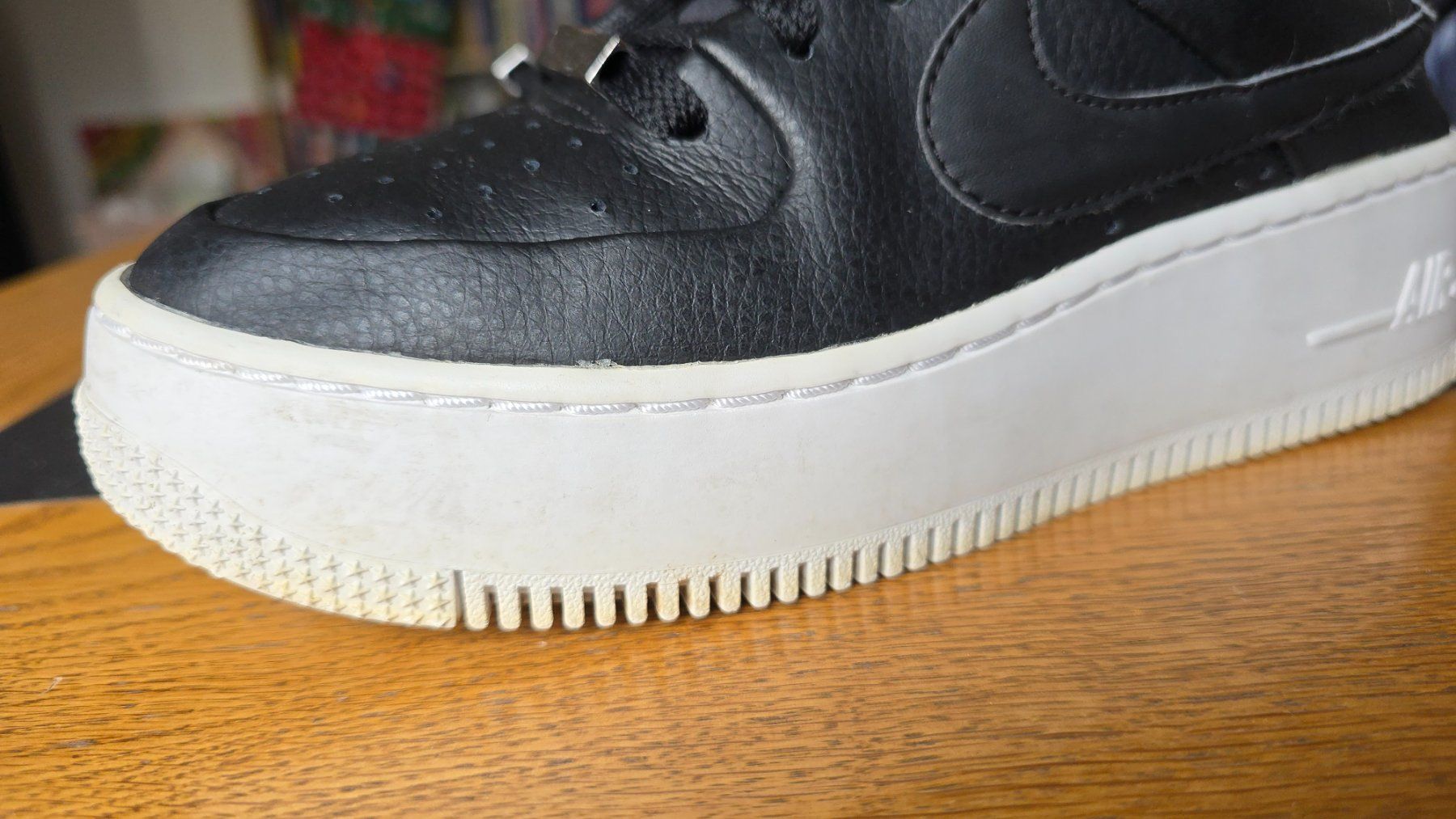 Nike Scarpe da donna: NIKE AIR FORCE gr 36.5 – Usato da Wallisellen venduto da theblacksheep 4