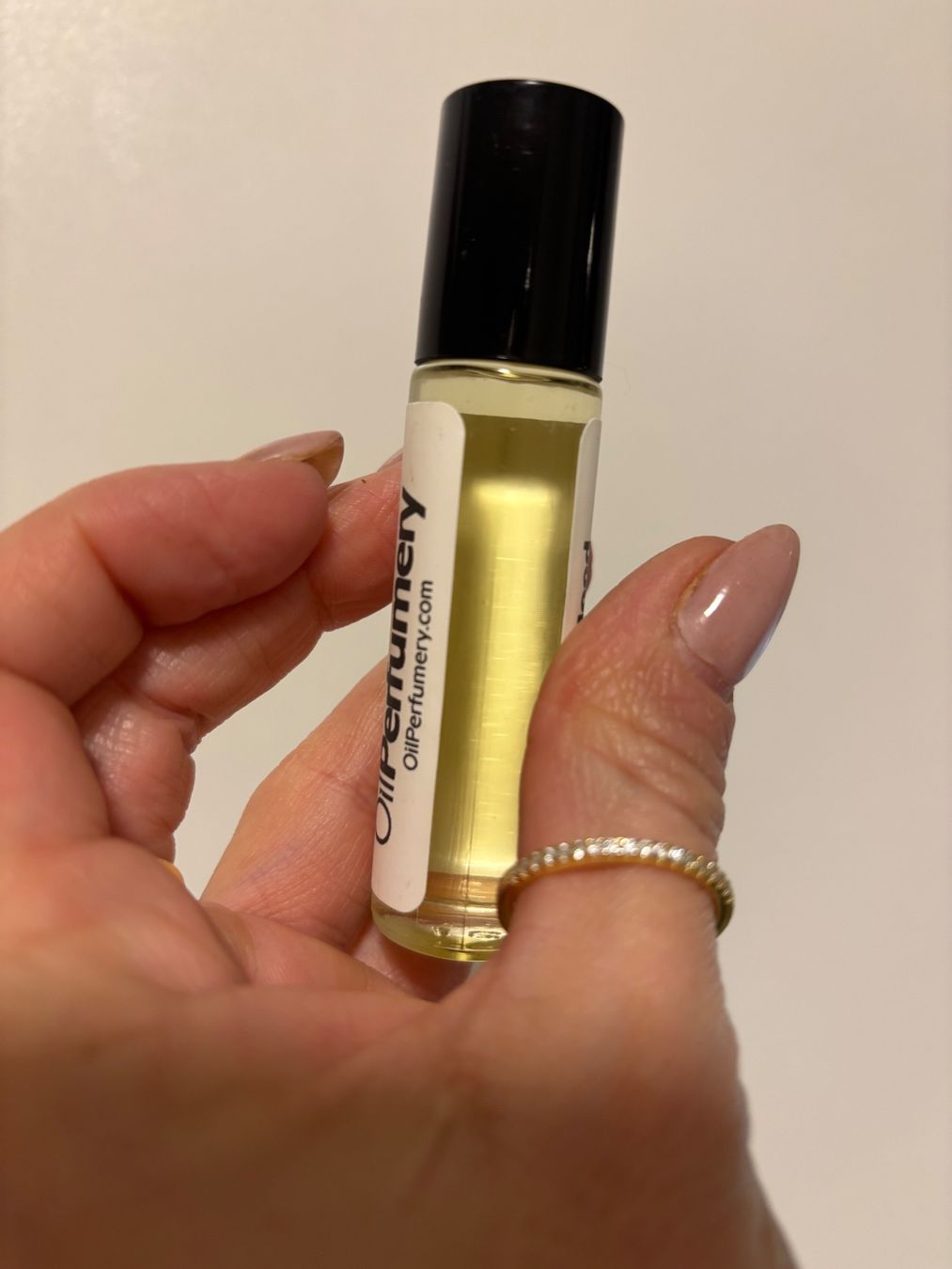 Profumi & Eau de Toilette: OilPerfumery Oud Silk Mood  10ml..Neuwertig, – Nuovo (secondo la descrizione) da Zürich venduto da deruja 2