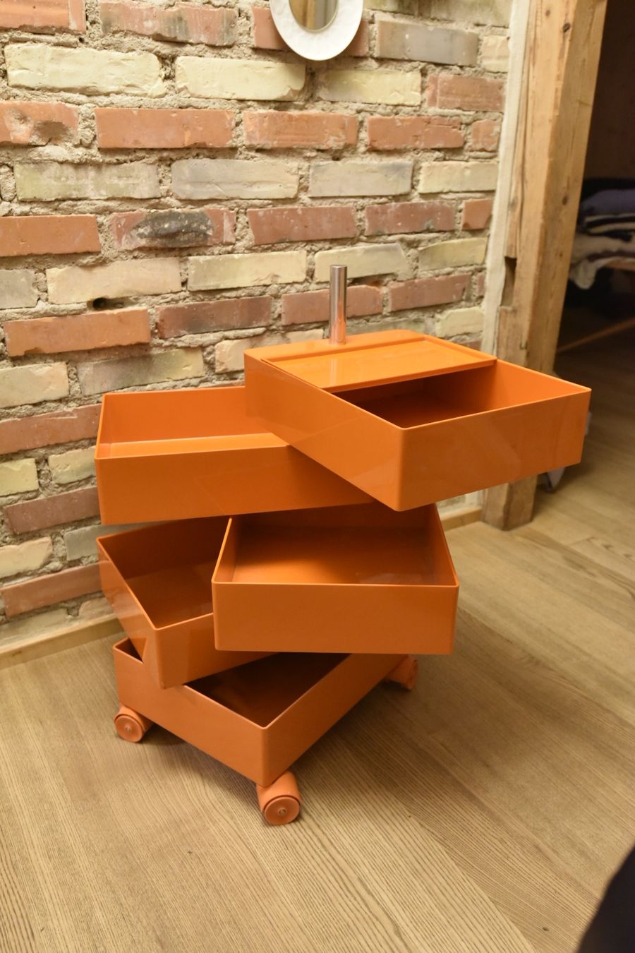 Magis Banconi: Magis - 360° Container - Schubkastencontainer – Usato da Lichtensteig venduto da UsedINStore 2