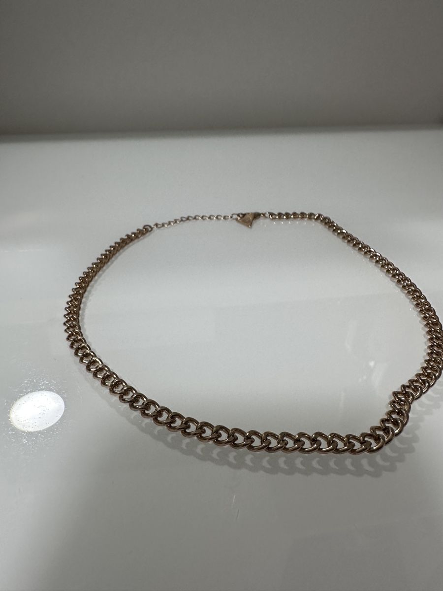 Guess Ketten: Guess Halskette Gold – Gebraucht aus Oberurnen von nes_8xqt 3