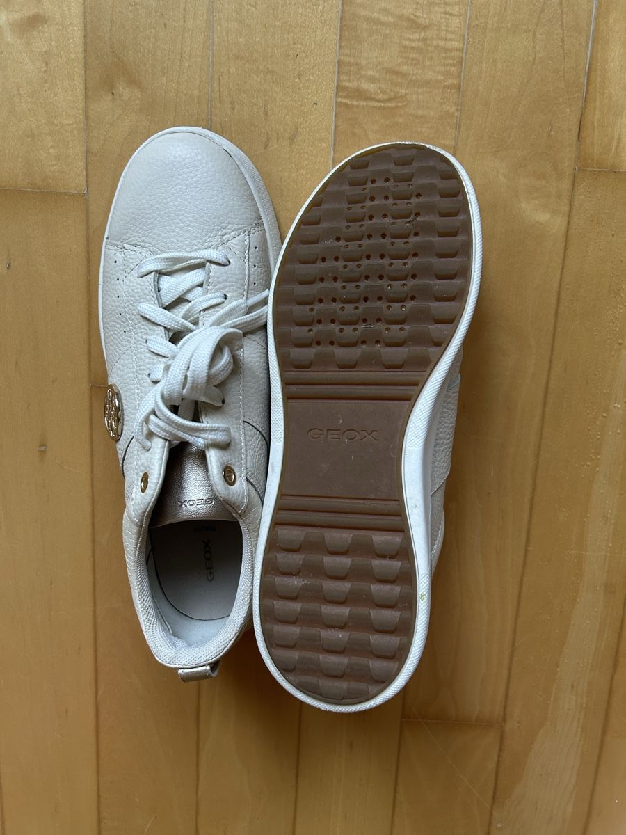 Geox Scarpe da donna: GEOX Leder Sneaker, beige, Grösse 41 – Nuovo (secondo la descrizione) da Diessenhofen venduto da Bmaurice 2