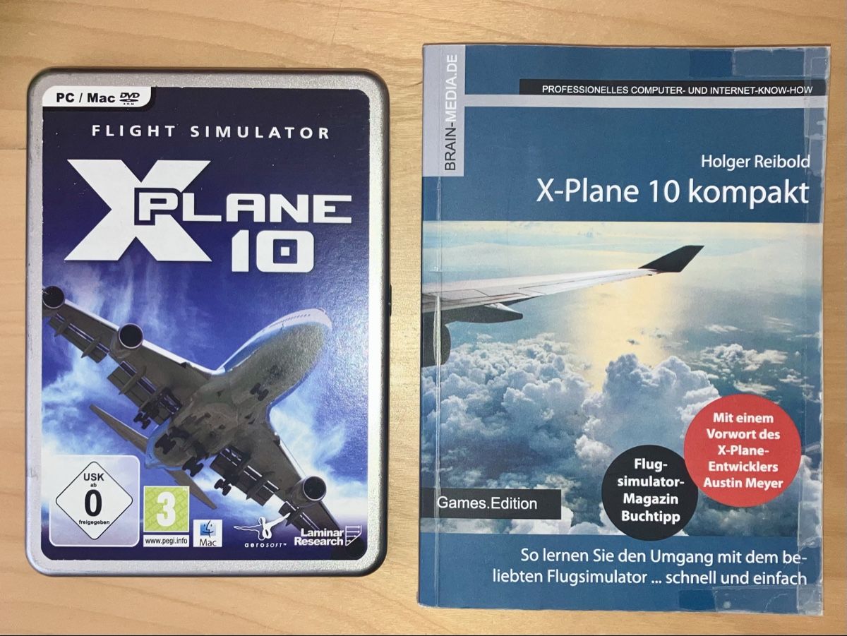 Giochi: X-Plane 10 CD Installation (Version 10.03) + Einsteigerbuch – Usato da Zürich venduto da scentos