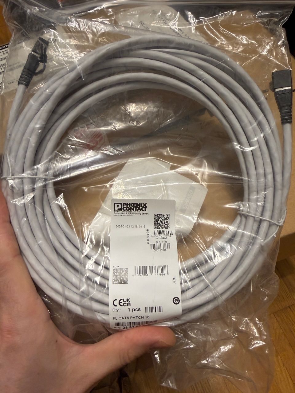Phoenix Contact Cavi: Phoenix Contact FL CAT6 PATCH 10 CAT6, 10 m – Nuovo e nell'imballaggio originale da Uster venduto da Valen7ino 1