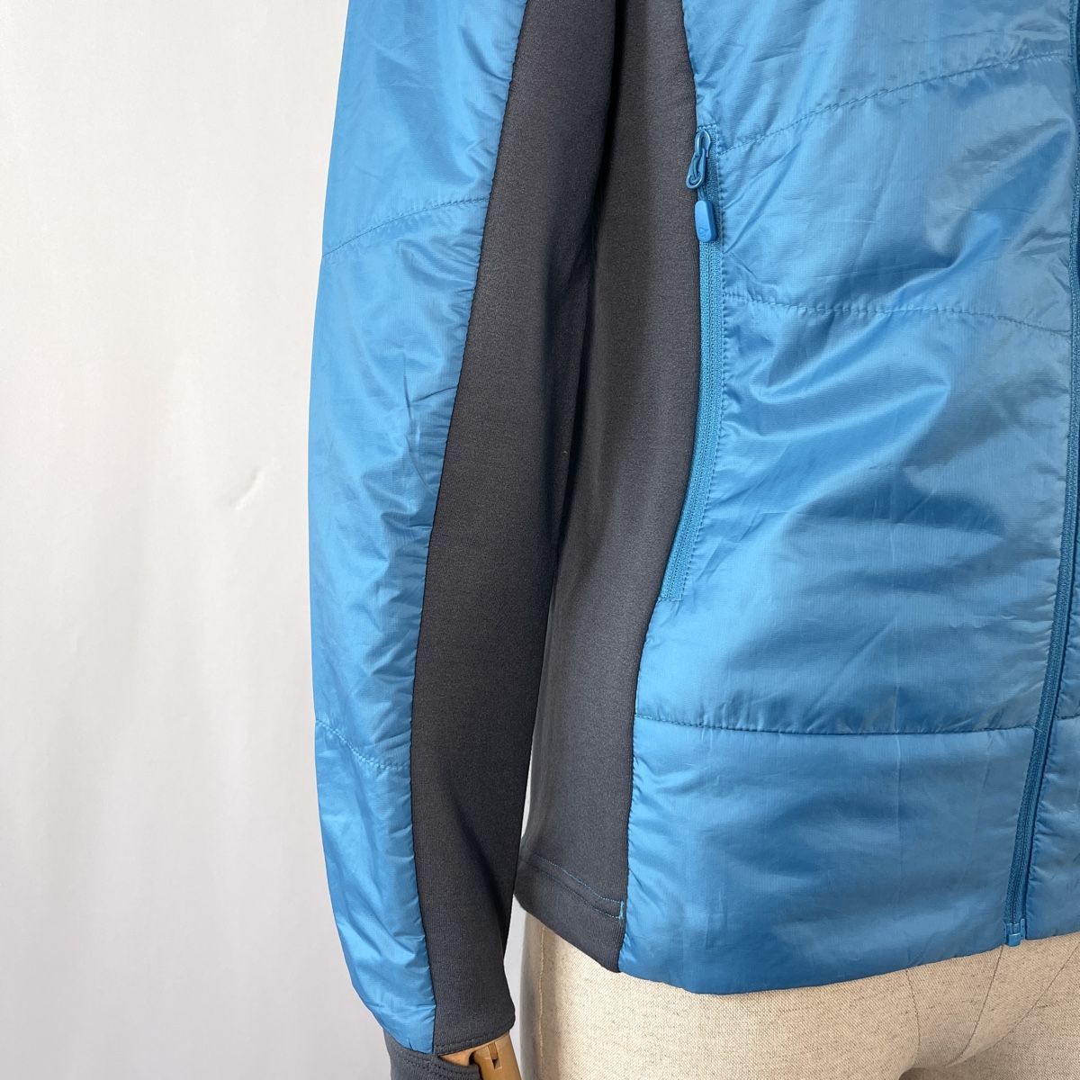 Norrøna Giacche: NORRONA Light Jacket – Nuovo (secondo la descrizione) da Emmen venduto da AVVIIVVA_Store 1