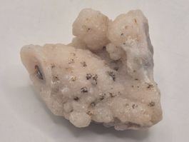 Chalcedon (Calzedon) mit Quarz, Indien (132)