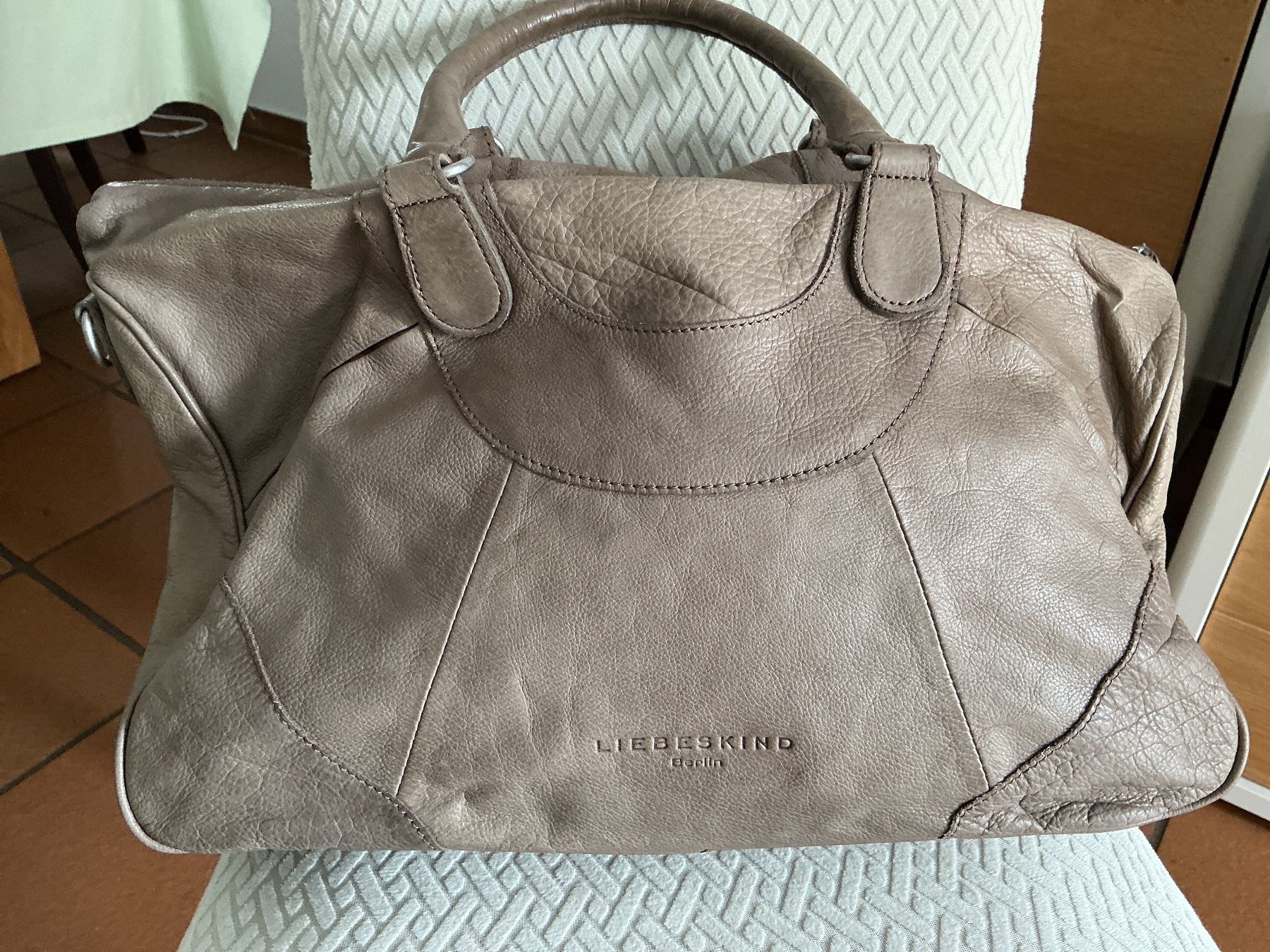 Liebeskind Taschen für Damen: Liebeskind grosse  Tasche Leder beige – Gebraucht aus Wettingen von Andres54 1
