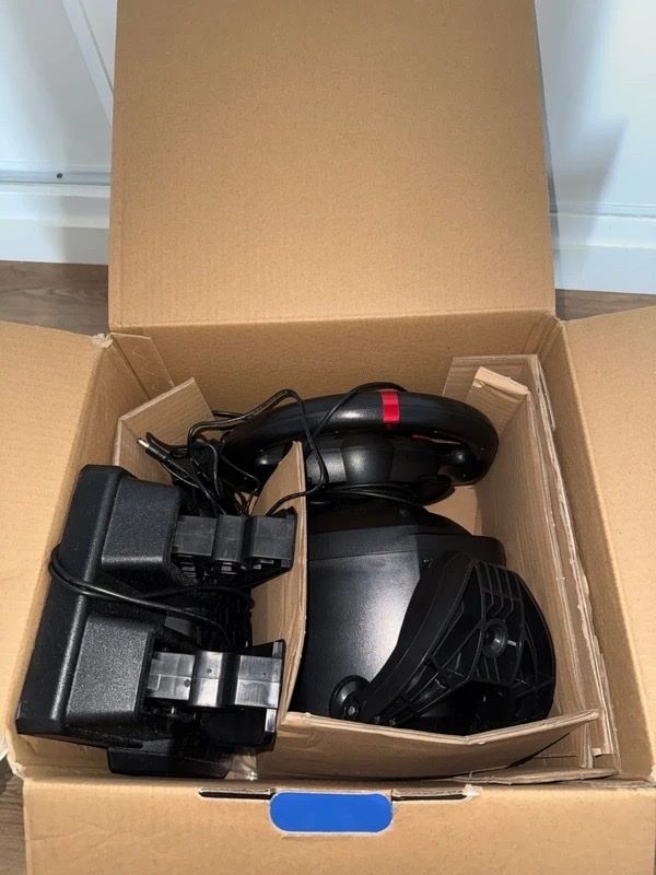 Thrustmaster Controller: Volant + pédalier thrustmaster T128 – Neu und originalverpackt aus Genève von oce_q29y 1