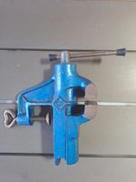 Schraubstock blau Marke CN gebraucht guter Zustand