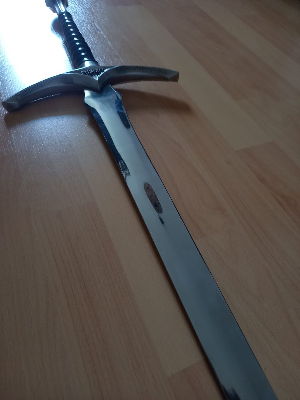 Altre raccolte & rarità: Épée en métal de Gandalf + 1 épée offerte – Nuovo (secondo la descrizione) da Givrins venduto da NickGarber