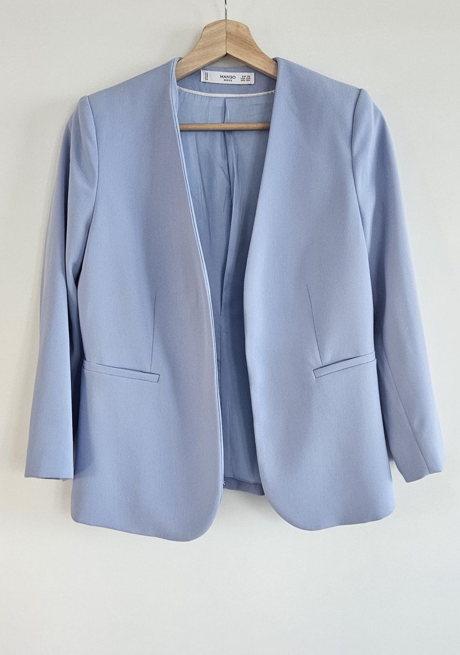 Mango Completi & Tailleur: MANGO Blazer - XS – Usato da Horgen venduto da SA_MOE00