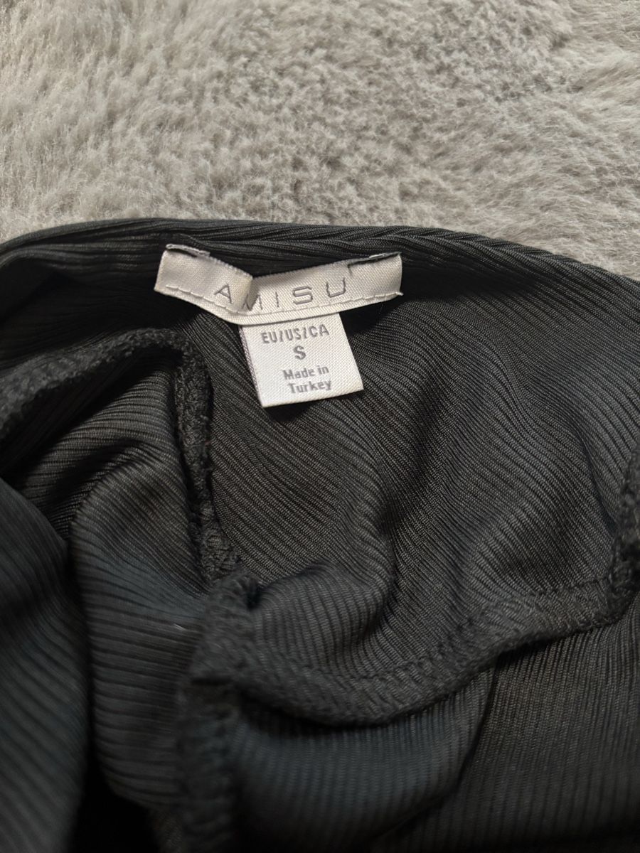 Top: Backless, Black,Long Sleeve Turtleneck Top – Nuovo (secondo la descrizione) da Wichtrach venduto da Re_Fit 2