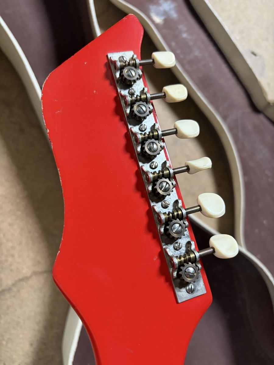 Strumenti musicali: 1965 Kay K-310 – Usato da Winterthur venduto da Rhodijn 4