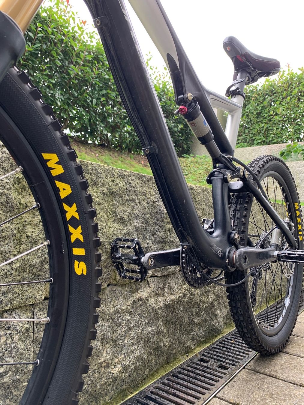 Specialized Velos: Specialized Stumpjumper FSR Pro CARBON   -   ab Fr. 1.-- – Gebraucht aus Marthalen von  6