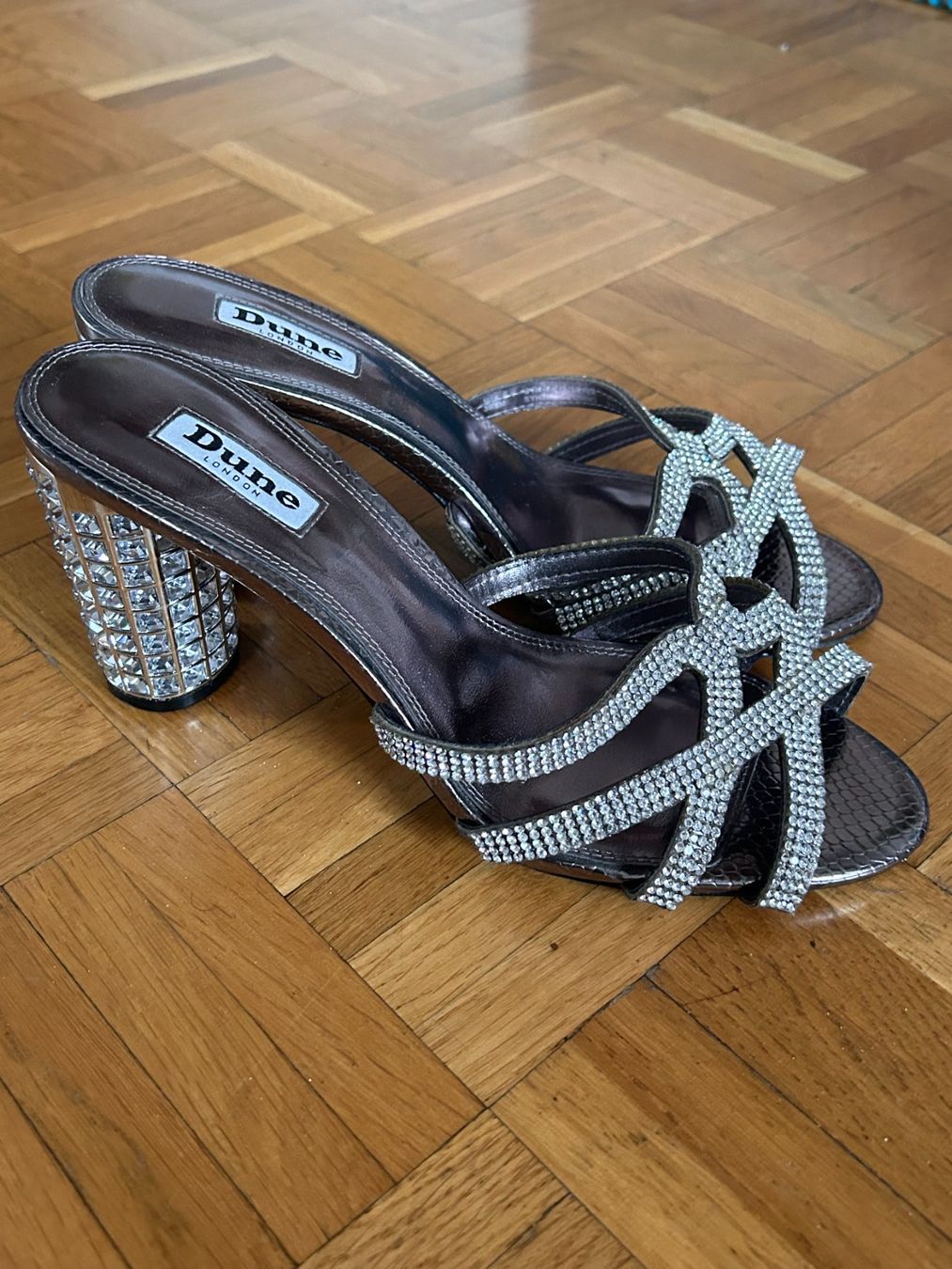 Dune London Scarpe da donna: Sandales à talons strass Dune – Usato da Geneve venduto da Salomevergne 1
