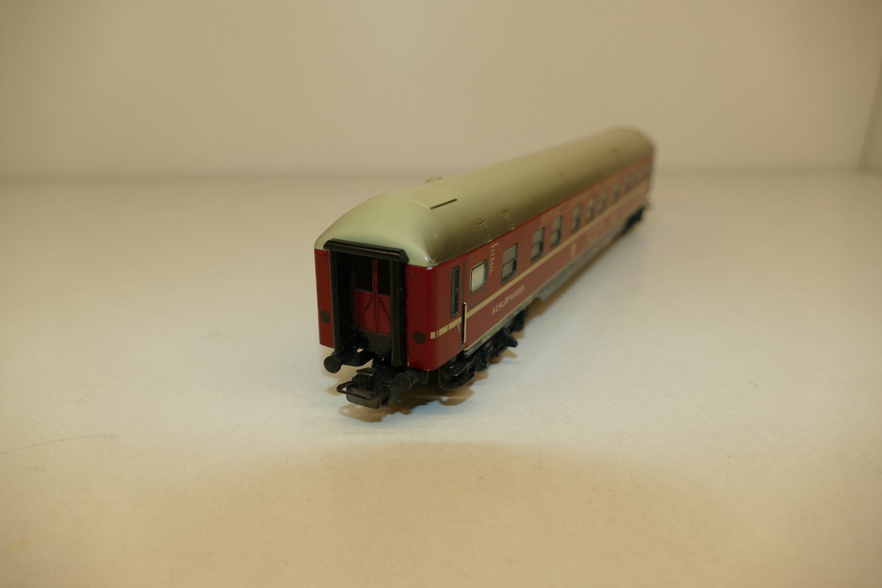Märklin Modellini di ferrovie: Märklin H0: DSG Schlafwagen – Nuovo (secondo la descrizione) da Niederhasli venduto da rail-duerst 1