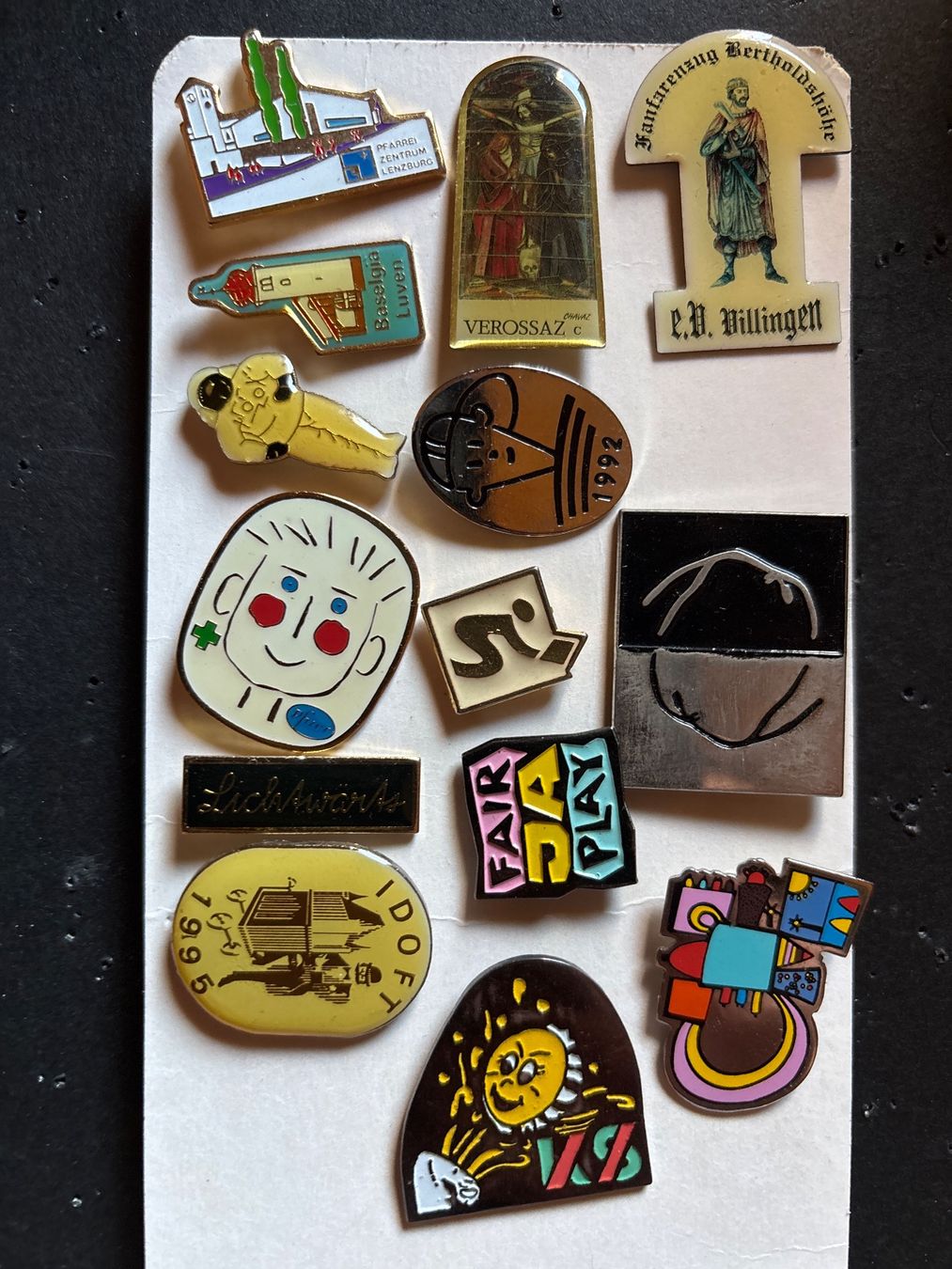 Plaketten & Abzeichen: Pins Diverse – Gebraucht aus Lützelflüh-Goldbach von NicoleL.