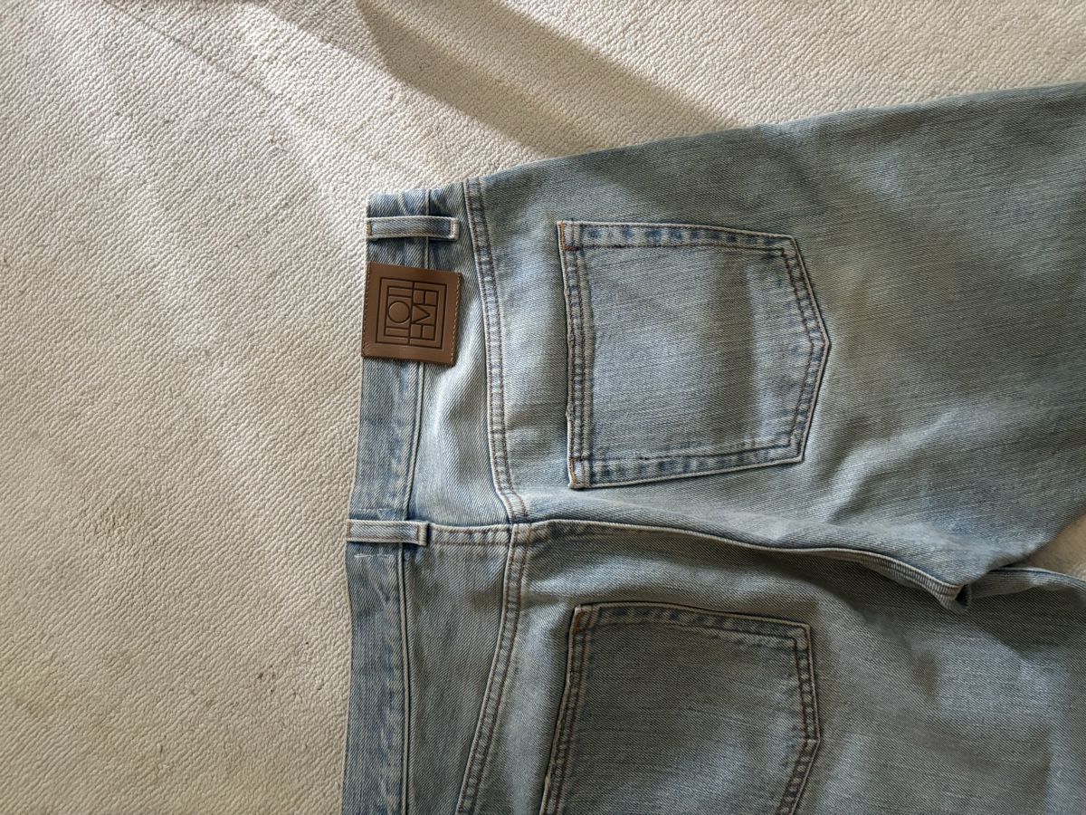 Totême Jeans: Toteme straight jeans 27 – Usato da Varen venduto da Brico41 3