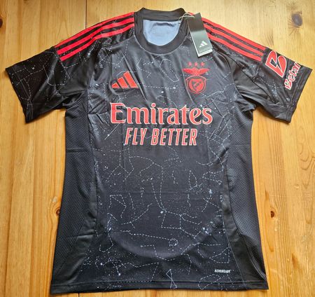Benfica Lissabon Trikot NEU adidas Grösse M Portugal