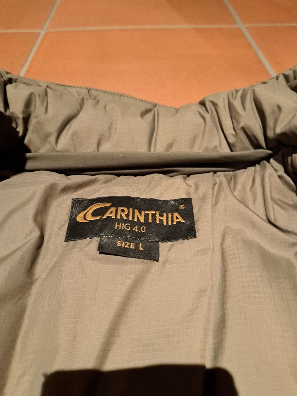Carinthia Giacche: Carinthia HIG 4.0 Jacket, olive – Nuovo (secondo la descrizione) da Brenzikofen venduto da a.burkhard 3