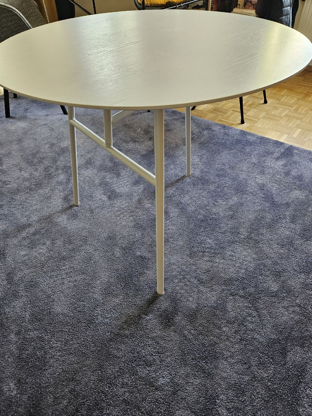 Hay Tavoli: Runder Designer Tisch - HAY Tilt Top Table – Usato da Zürich venduto da krs_65xp 2