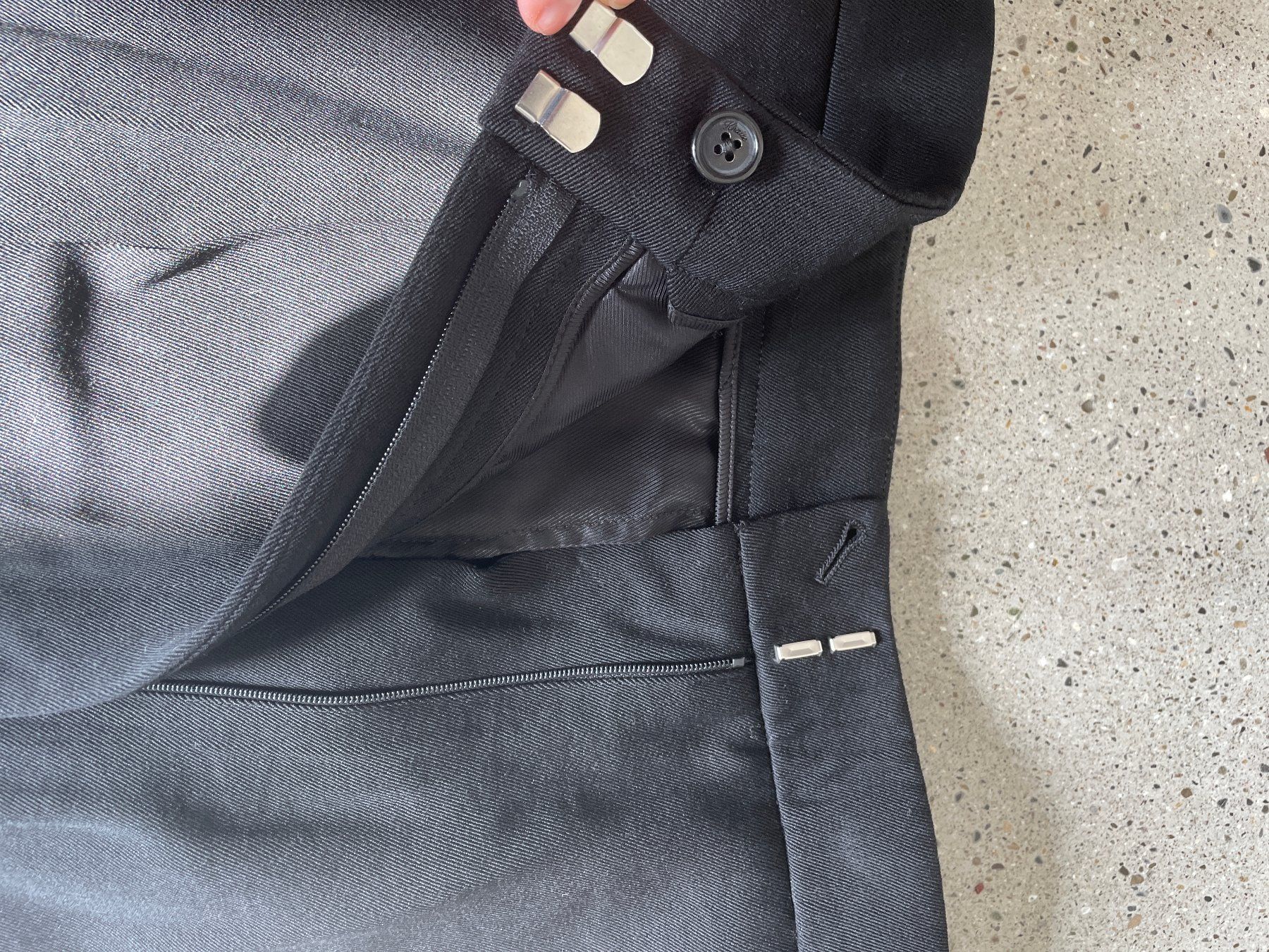Khaite Pantalons: KHAITE August Hose in Schwarz – D'occasion à Zürich par ann_lv2n 3