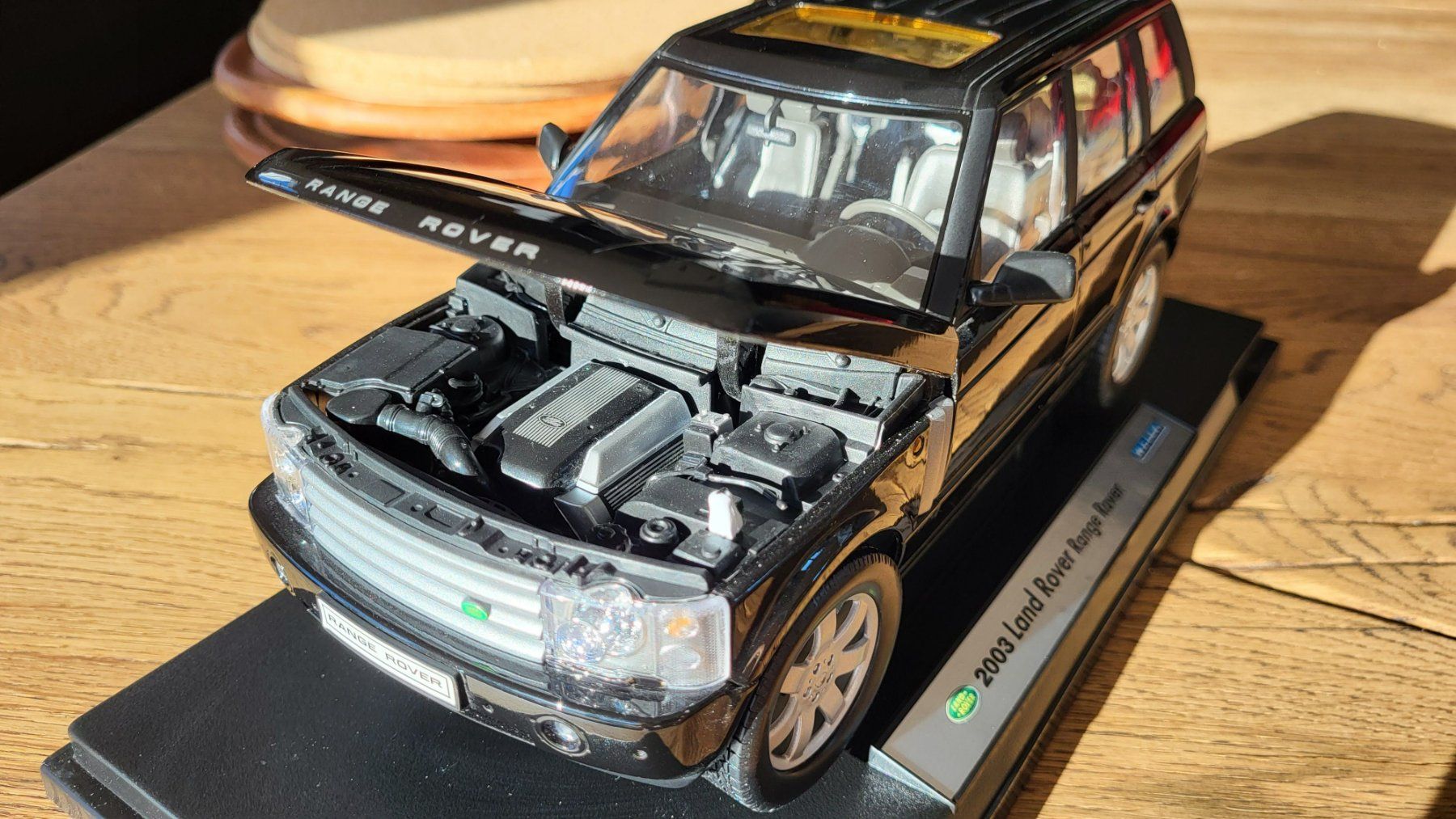 Welly Modellautos: Land Rover, Range Rover 2003 1:18 Welly – Gebraucht aus Rothrist von Juana5 3