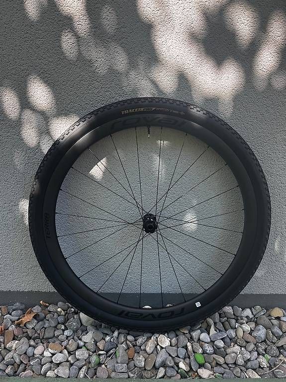 Specialized Pneumatici & Ruote complete: Specialized Roval Terra CL II – Nuovo (secondo la descrizione) da La Tour-de-Trême venduto da w.max 4