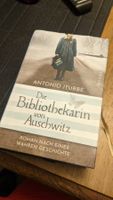 Buch"Die Bibliothekarin von Auschwitz"