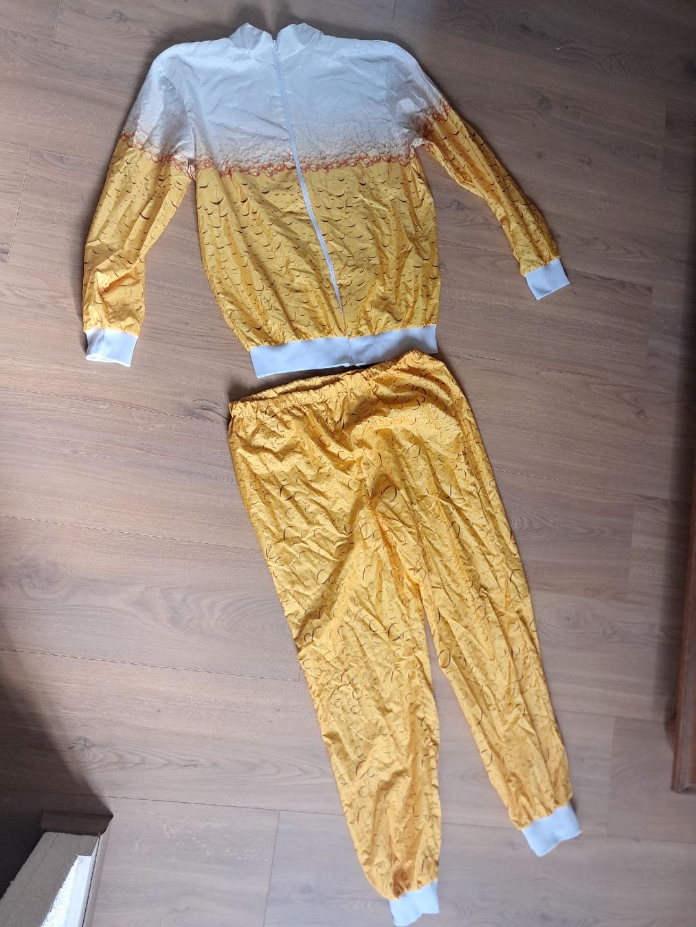 Kostüme: Kostüm Bier Grösse XL Polyester 100% – Gebraucht aus Spiez von ang_v6lb 1
